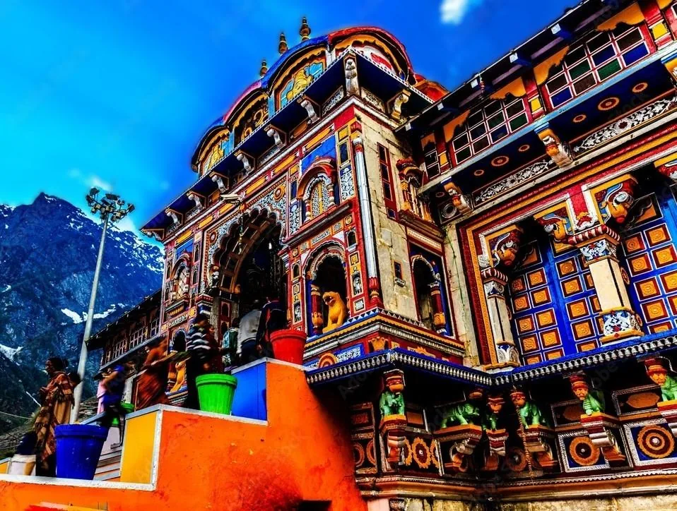 Badrinath village and temple route