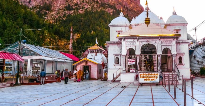 Best Time for Yamunotri and Gangotri Yatra